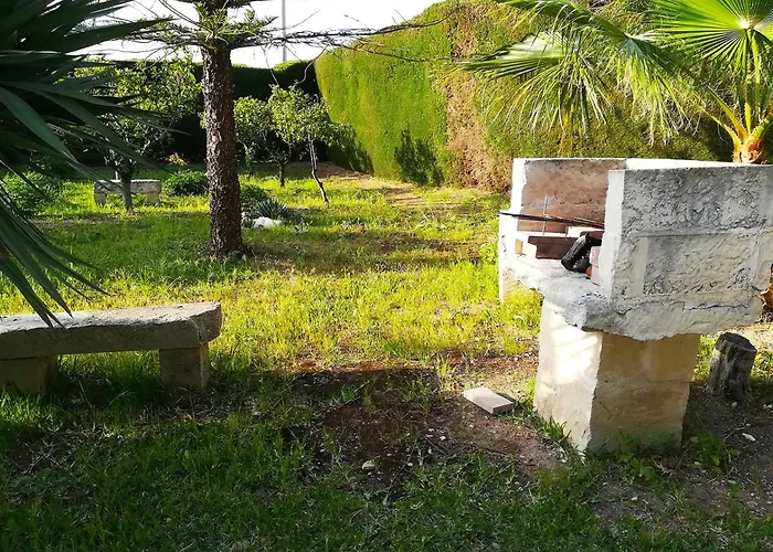 Incantevole Maddalena Вилла